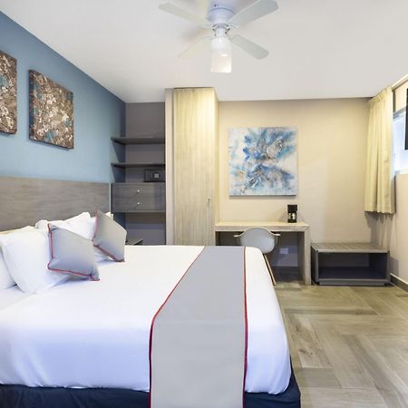 Bfh Attraction Deluxe Hotel Playa del Carmen Luaran gambar