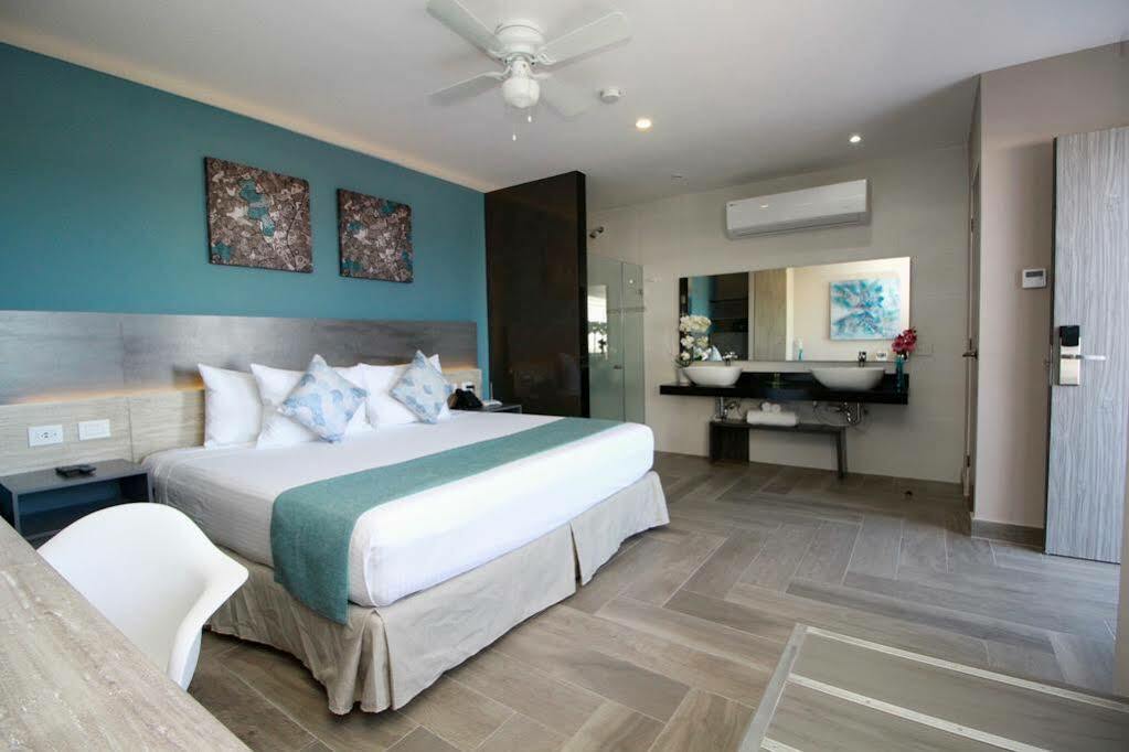 Bfh Attraction Deluxe Hotel Playa del Carmen Luaran gambar
