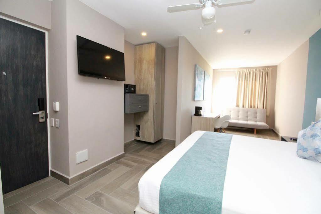 Bfh Attraction Deluxe Hotel Playa del Carmen Luaran gambar